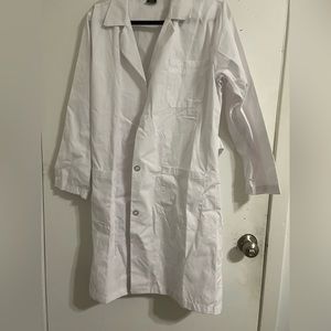 white lab coat